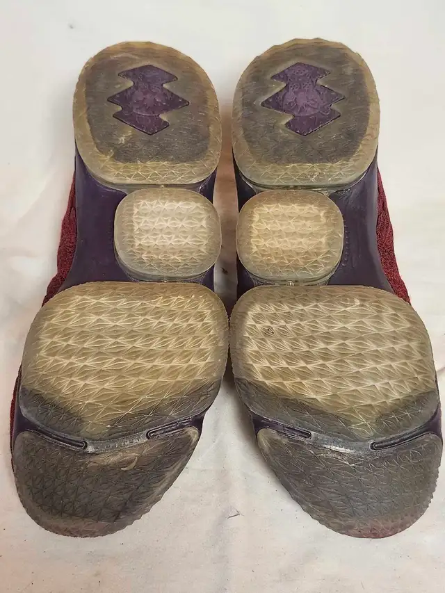 LeBron 15 men's size 10 US - Photo 5