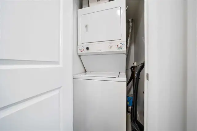 4978 Yonge Street – 1 Bedroom Condo for Rent (Prime Location) - Photo 6