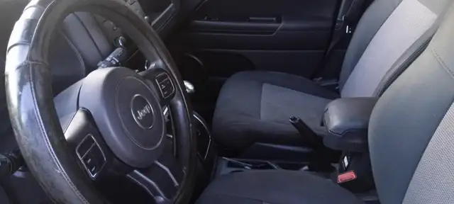 Selling My Vehicle - Photo 2