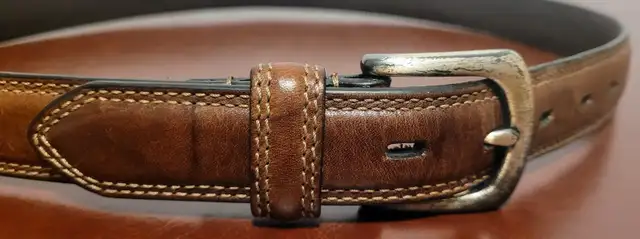 Dockers Men's Genuine Leather Belt - Photo 3