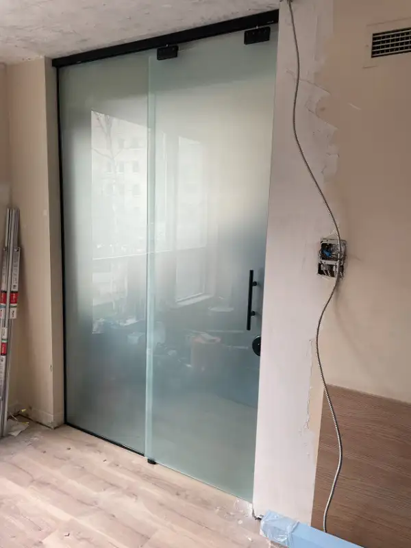 FengRun Glass & Mirror - Glass Railing/Fence, Glass Partition - Photo 5