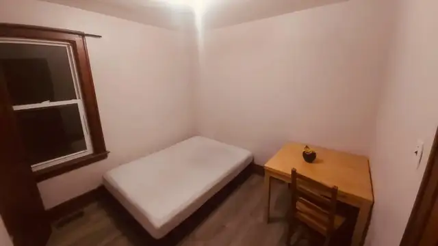 Rooms available near University of Windsor - Photo 6