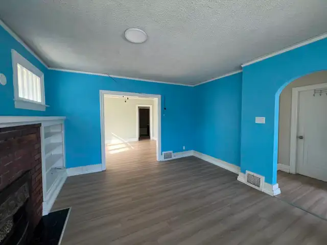 For Rent – Entire House 5 Bedrooms - Photo 3