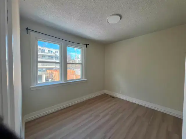 For Rent – Entire House 5 Bedrooms - Photo 6