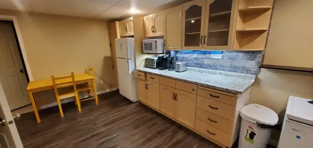 Room in Coaldale - Photo 7