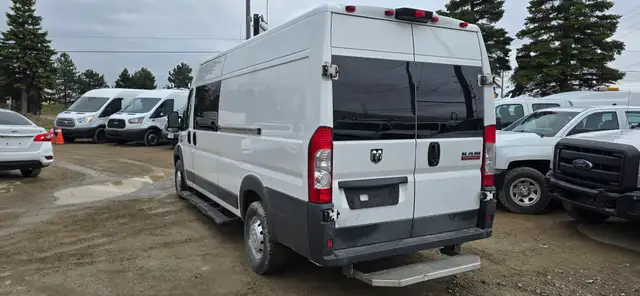 2017 Ram ProMaster Cargo Van - Extended - High Roof! - Photo 4