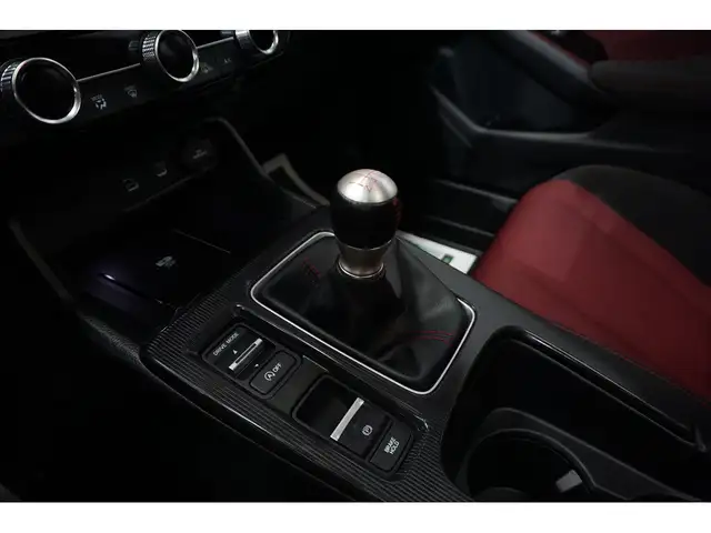 2025 Honda Civic Si Sedan SI 200HP MANUEL SIÈGE GPS NAV AUDIO BO - Photo 31