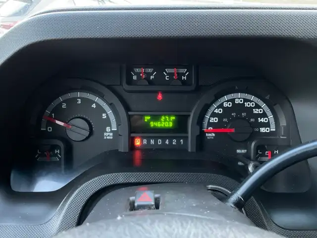 2017 Ford Econoline E450 - COMMERCIAL CUTAWAY CUBE VAN! DRW! AC! - Photo 14