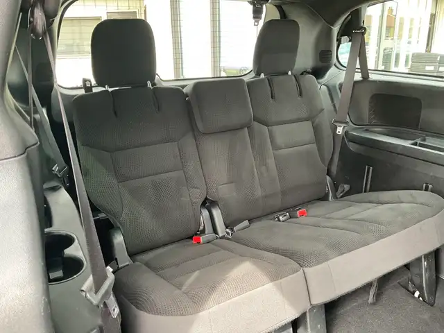 2019 Dodge Grand Caravan SXT - ALLOYS! BACK-UP CAM! DVD! STOW N - Photo 10