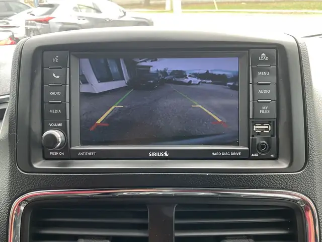 2019 Dodge Grand Caravan SXT - ALLOYS! BACK-UP CAM! DVD! STOW N - Photo 26