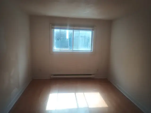 Private room for rent - Photo 2