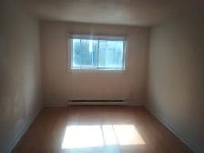 Private room for rent - Photo 2