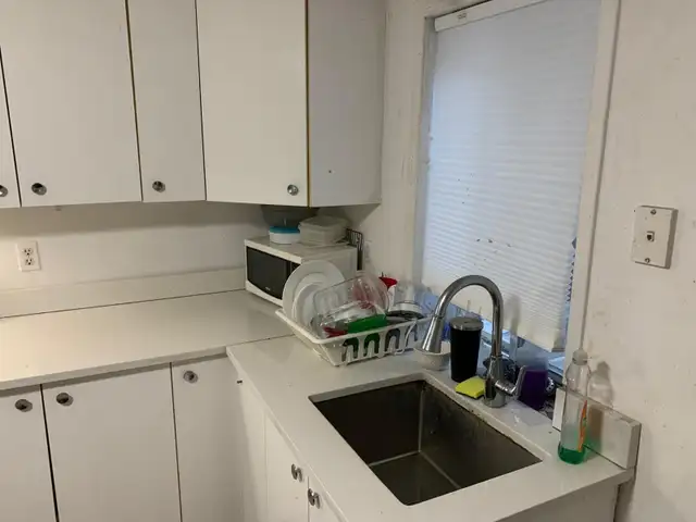 Private room for rent - Photo 4