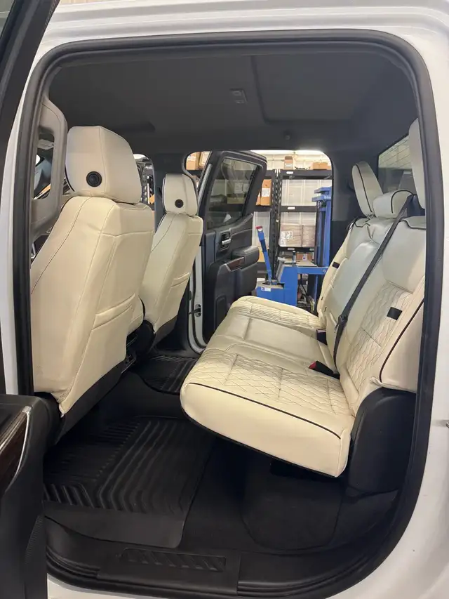 2022 GMC Sierra 1500 Limited Crew Cab - Photo 4