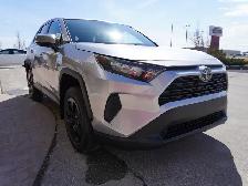 2023 Toyota RAV4 LE AWD - ONLY 40,000 KM | HTD SEATS | REV CAM - Photo 8