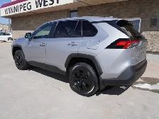 2023 Toyota RAV4 LE AWD - ONLY 40,000 KM | HTD SEATS | REV CAM - Photo 14