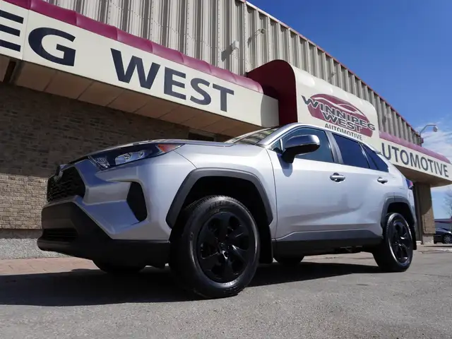 2023 Toyota RAV4 LE AWD - ONLY 40,000 KM | HTD SEATS | REV CAM - Photo 16