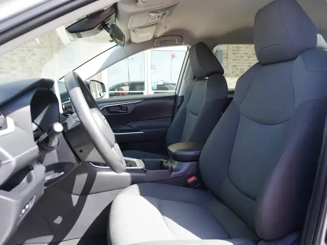 2023 Toyota RAV4 LE AWD - ONLY 40,000 KM | HTD SEATS | REV CAM - Photo 20