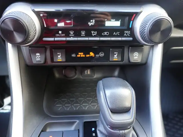 2023 Toyota RAV4 LE AWD - ONLY 40,000 KM | HTD SEATS | REV CAM - Photo 26