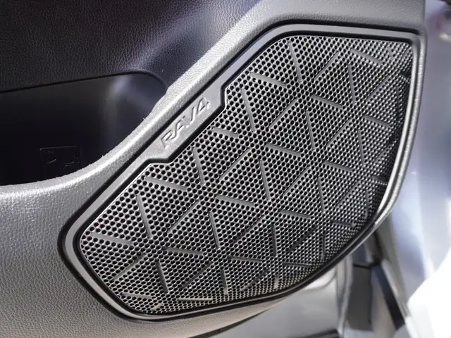 2023 Toyota RAV4 LE AWD - ONLY 40,000 KM | HTD SEATS | REV CAM - Photo 34