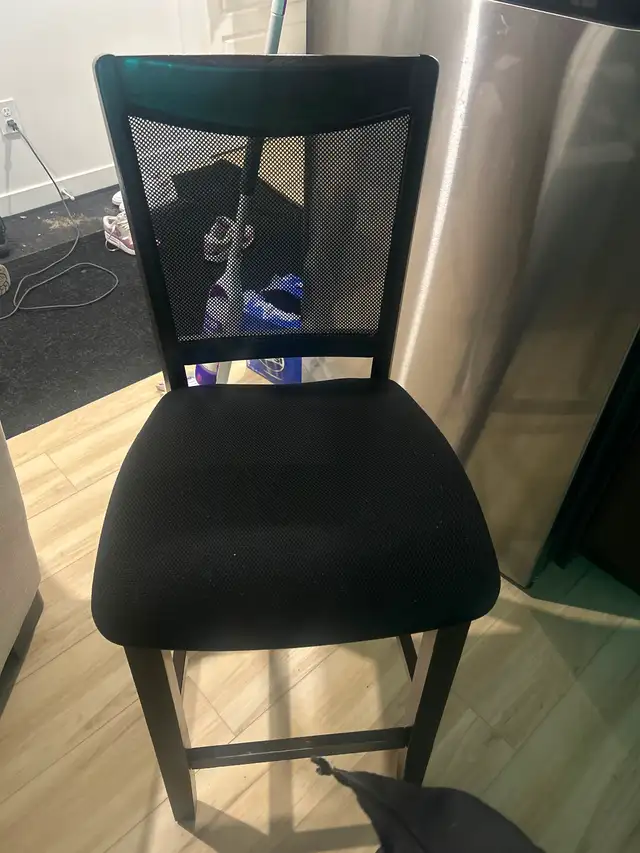 Chocolate brown Adjustable  dinning table - Photo 2