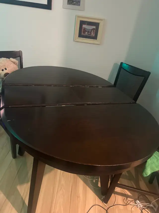 Chocolate brown Adjustable  dinning table - Photo 3