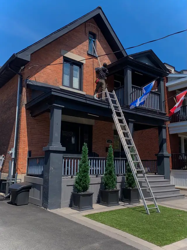 Professional Window Cleaning – North Bay