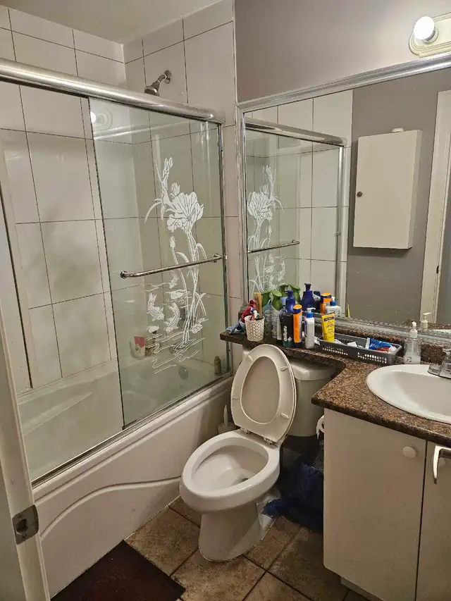 Private room for rent - Photo 3