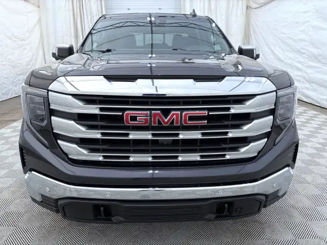 2024 GMC Sierra 1500 - Photo 2