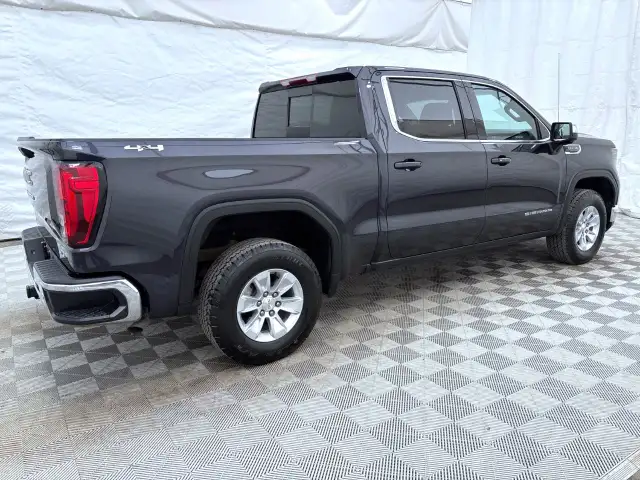 2024 GMC Sierra 1500 - Photo 4