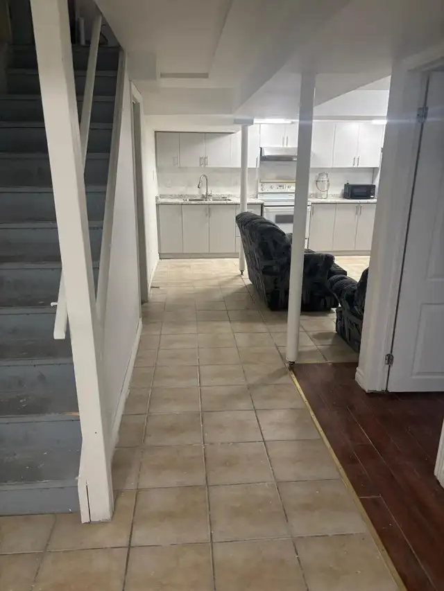 3 Bedroom Basement For Rent in Brampton - Photo 2