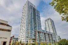 Stunning Sub-Penthouse with 270° Views: Downtown & North Shore