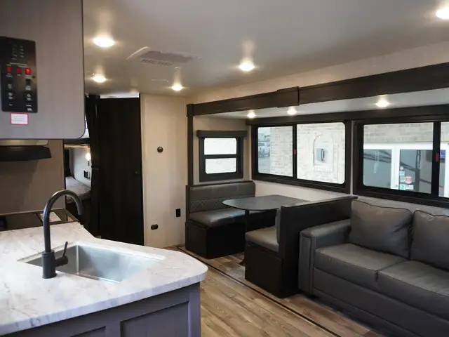 2023 Starcraft Super Lite 261 BH PRIVATE MASTER DOUBLE BUNKS !! - Photo 3