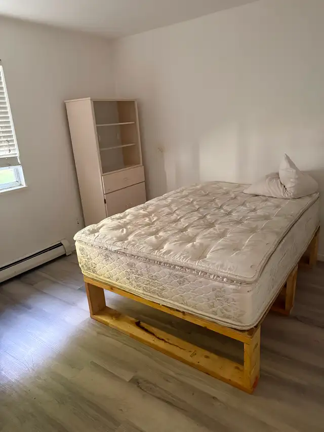 Spacious room for rent
