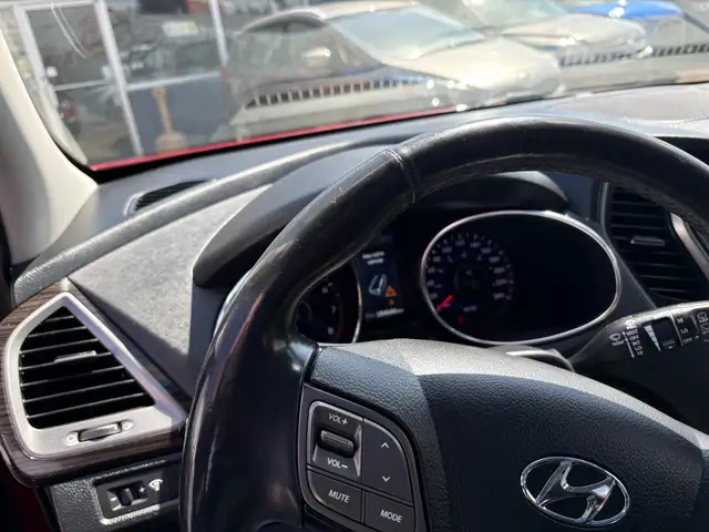 2014 Hyundai Santa Fe Sport AWD 4dr 2.0T Limited - Photo 11