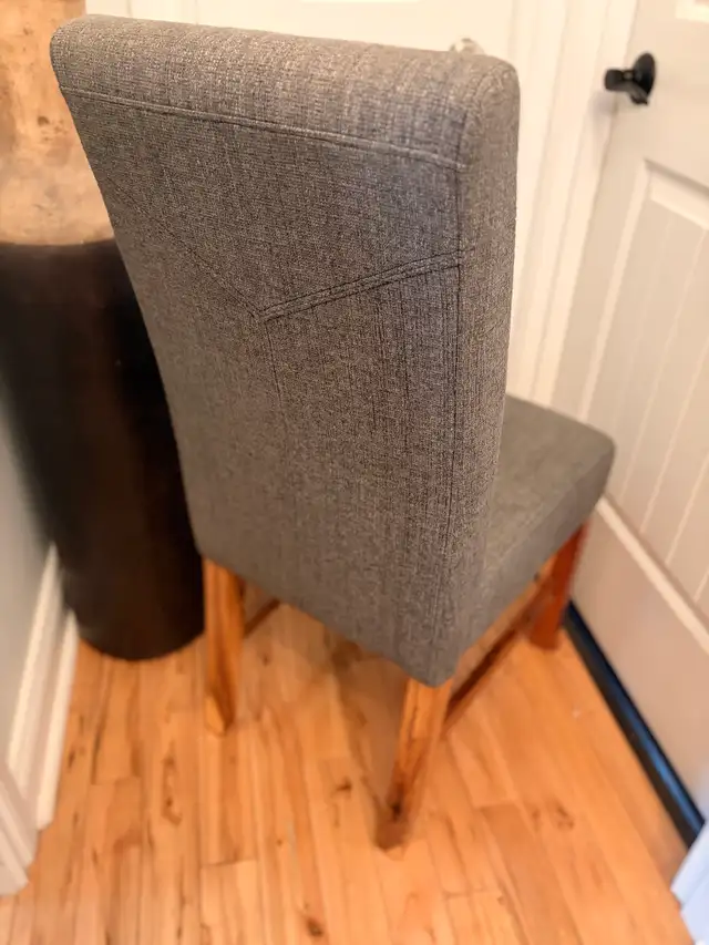 Dining Room Chairs - Photo 2