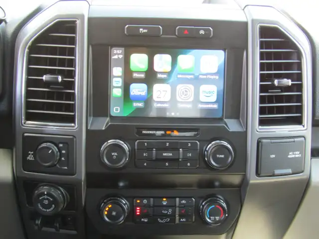 2019 Ford F-150 XTR PKG 4X4 Crew 5.5' 3.5L EcoBoost / Carplay / - Photo 3