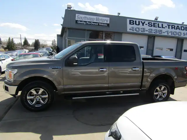 2019 Ford F-150 XTR PKG 4X4 Crew 5.5' 3.5L EcoBoost / Carplay / - Photo 9