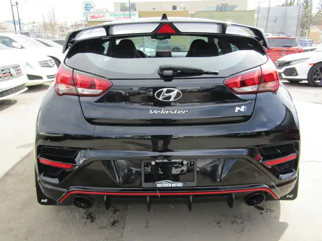 2022 Hyundai Veloster N DCT 2.0 TURBO / TECH / CARPLAY / NAVI / - Photo 8
