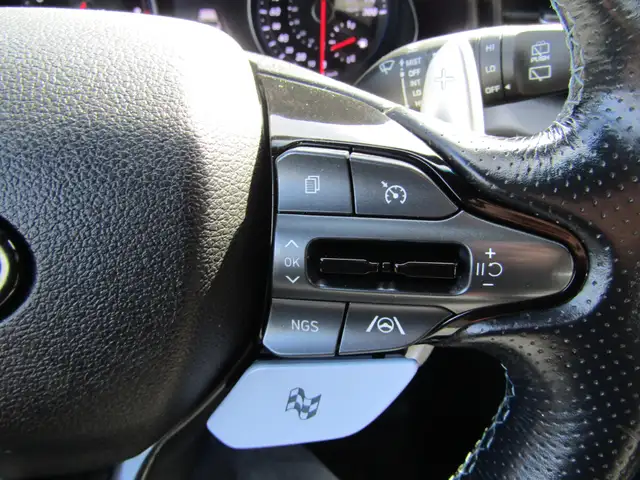 2022 Hyundai Veloster N DCT 2.0 TURBO / TECH / CARPLAY / NAVI / - Photo 21