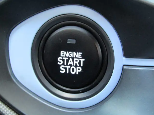 2022 Hyundai Veloster N DCT 2.0 TURBO / TECH / CARPLAY / NAVI / - Photo 23