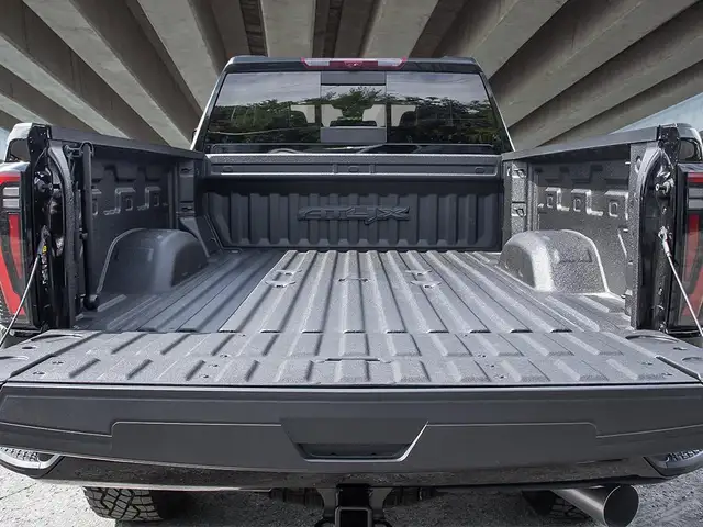 2026 GMC Sierra 2500HD AT4X - Leather Seats - $904 B/W - Photo 7