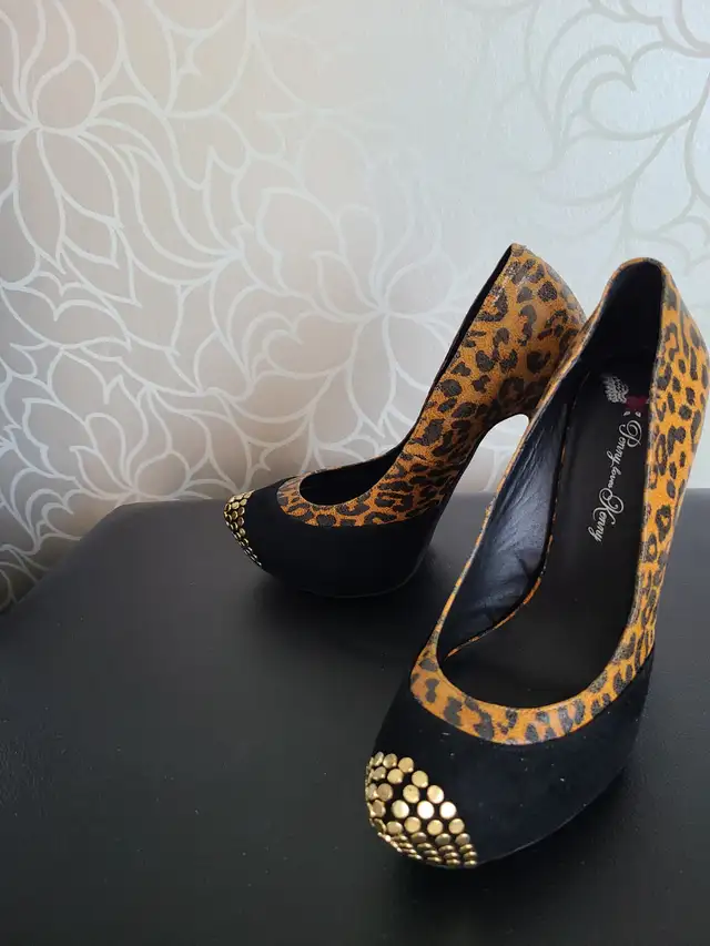 Brand New Women shoes Size 9 - Photo 6