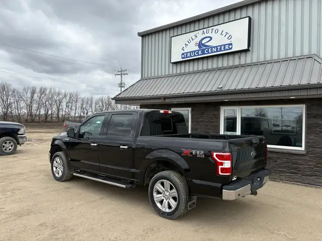 2020 Ford F-150 Crew Cab 4x4 XLT 5L - Clean Title - Photo 2