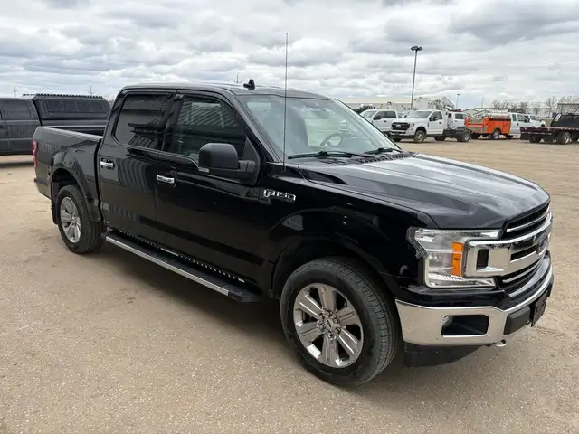 2020 Ford F-150 Crew Cab 4x4 XLT 5L - Clean Title - Photo 3