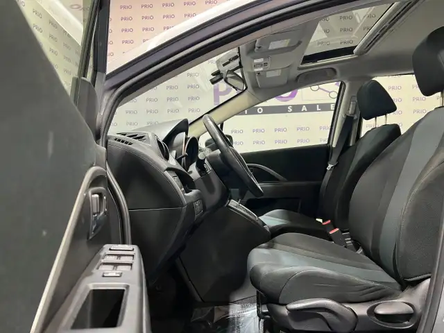 2017 Mazda Mazda5 - Photo 13