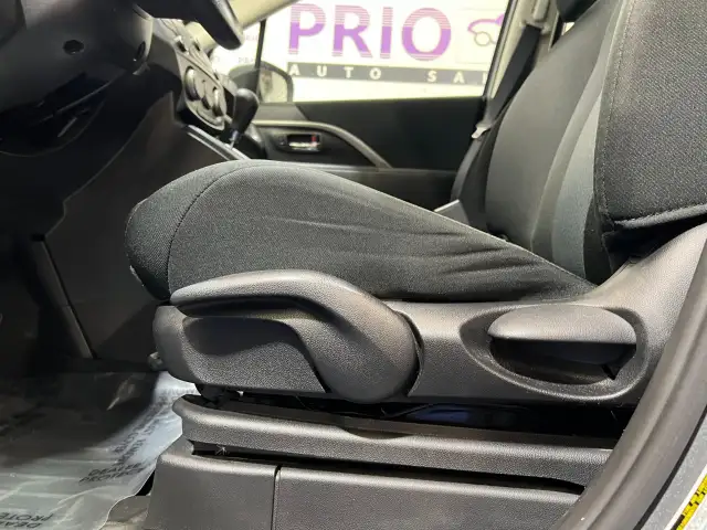 2017 Mazda Mazda5 - Photo 14