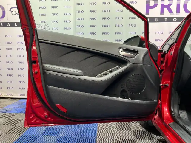 2018 Kia Forte - Photo 9