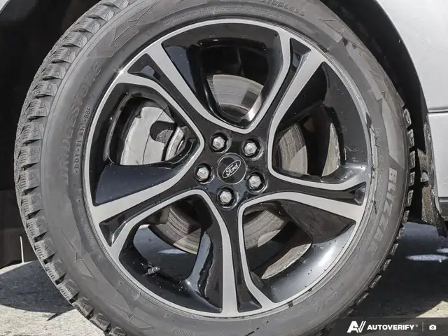 2022 Ford Edge ST | 2.7 V6 | 401A | Pano | Heated Steering - Photo 9