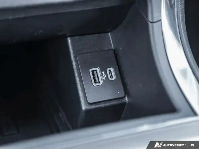 2022 Ford Edge ST | 2.7 V6 | 401A | Pano | Heated Steering - Photo 33